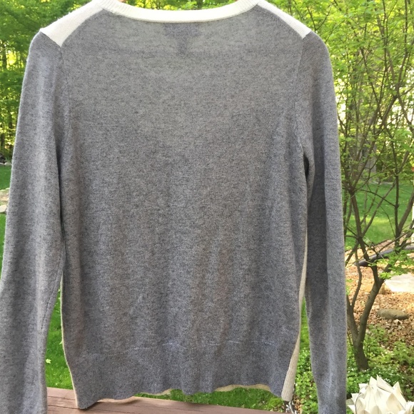 đź’• J. Crew patterned sweater w/ cashmere - Picture 3 of 3